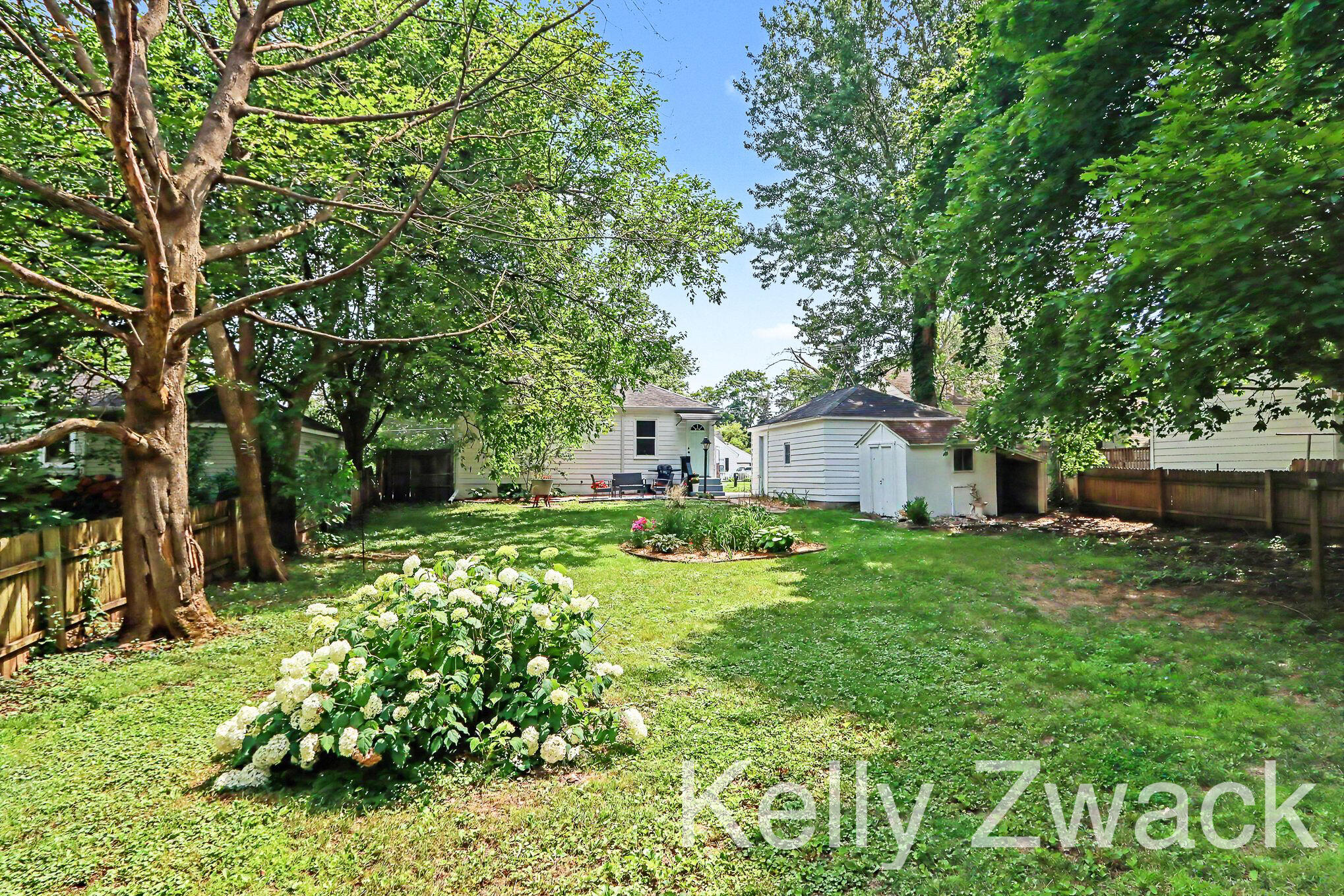 830 Edison Street Kalamazoo, MI 49004 - Photo 22 of 23 Backyard