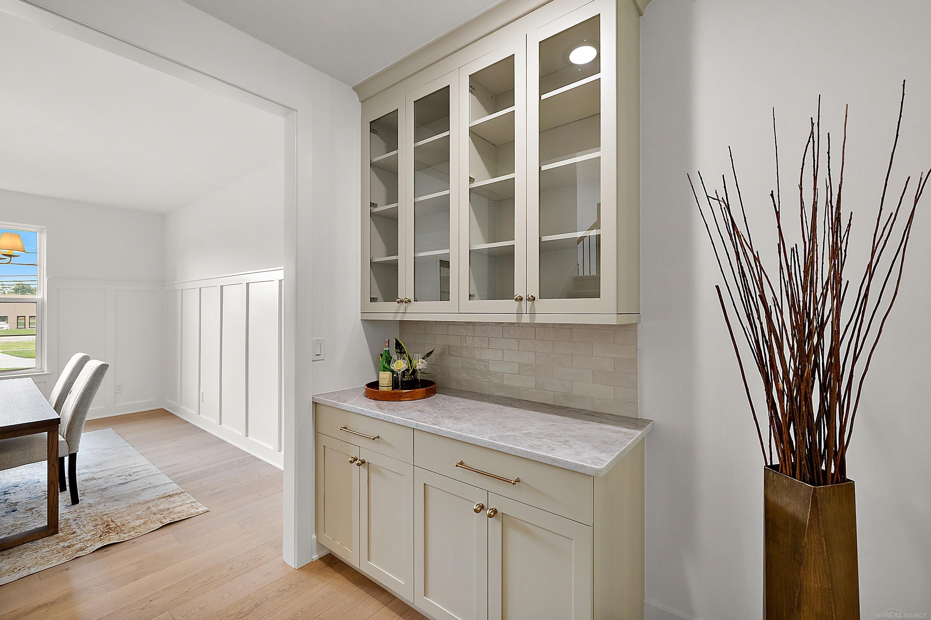 1051 East Avon Road Rochester Hills, MI 48307 - Photo 20 of 61 Gallery Image 20