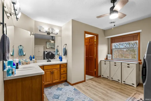 $500,000 | 11497 Crocus Court, Plymouth, IN 46563