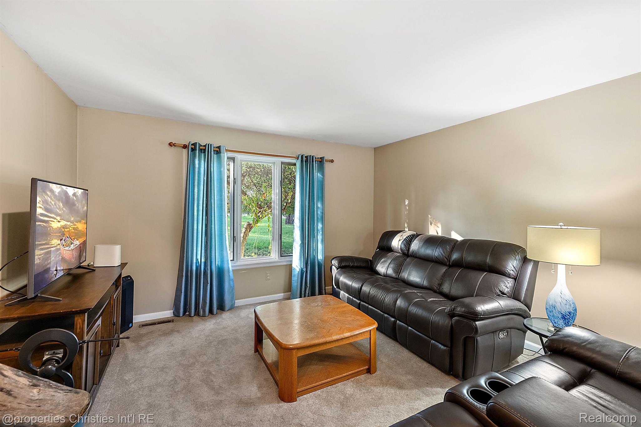 3935 Pitt Road Waterford, MI 48328 - Photo 14 of 59 Gallery Image 14