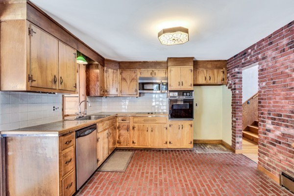 26 Princeton Road Burlington, MA 01803 - Photo 10 of 23 Gallery Image 10