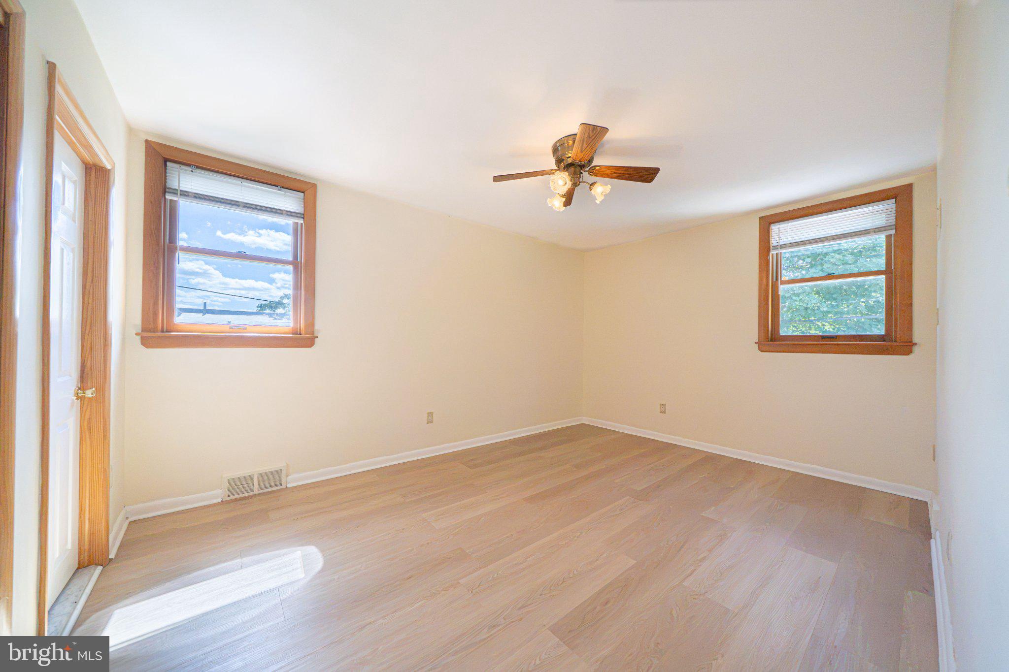 730 Charette Road Philadelphia, PA 19115 - Photo 6 of 16 Gallery Image 6