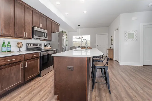 $344,900 | 455 Hillary Circle, Unit D, Johnson Creek, WI 53038