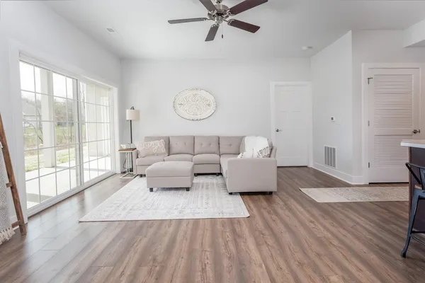 $339,900 | 455 Hillary Circle, Unit D, Johnson Creek, WI 53038