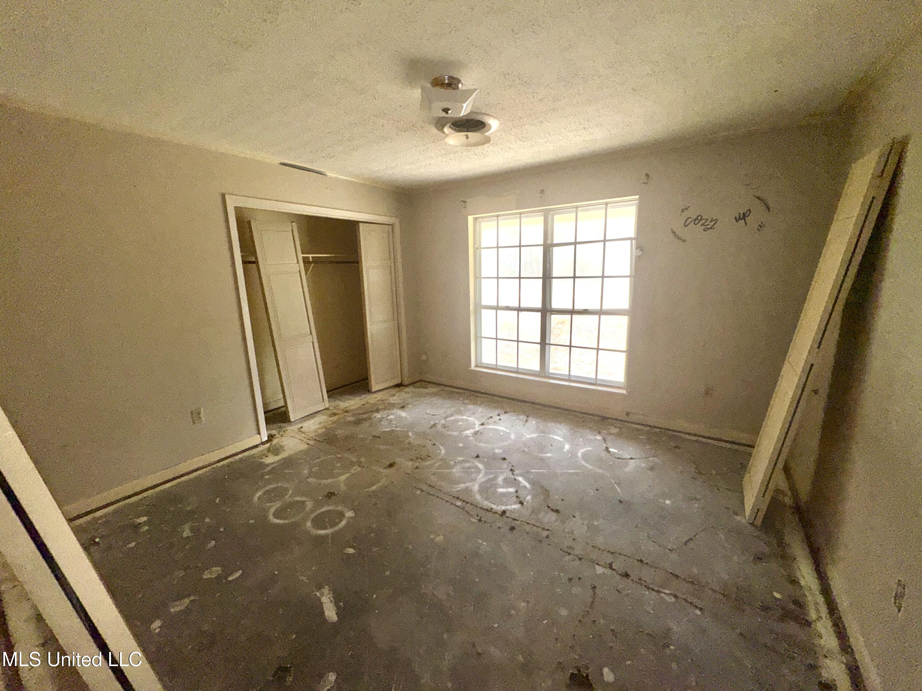 13 Rob Lane Jackson, MS 39212 - Photo 6 of 11 IMG_3277