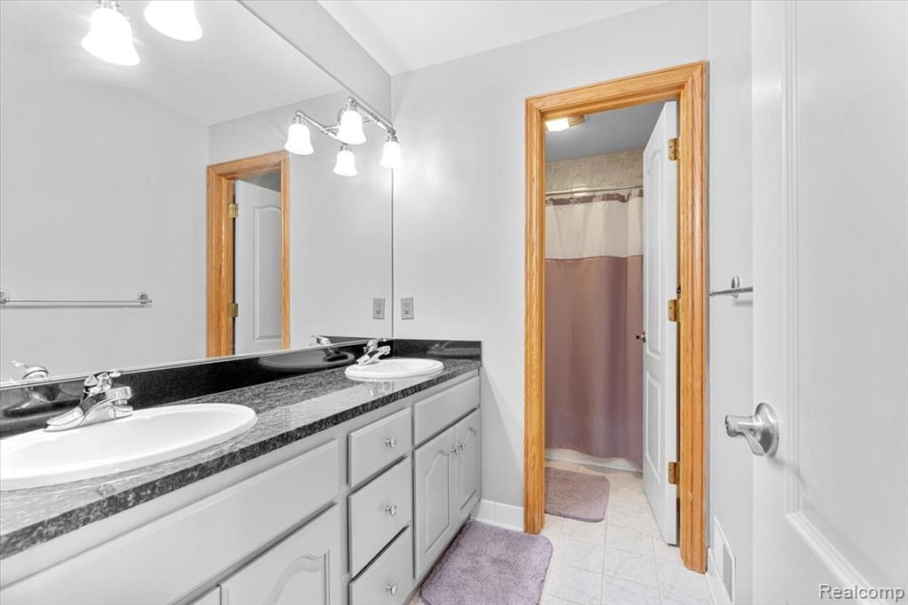 187 Golfview Way Monroe, MI 48162 - Photo 29 of 45 Gallery Image 29
