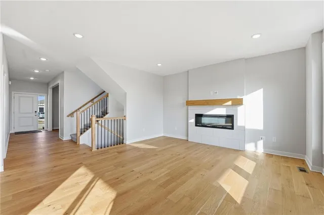 $525,000 | 1917 Southwest Hightown Drive, Lee's Summit, MO 64082