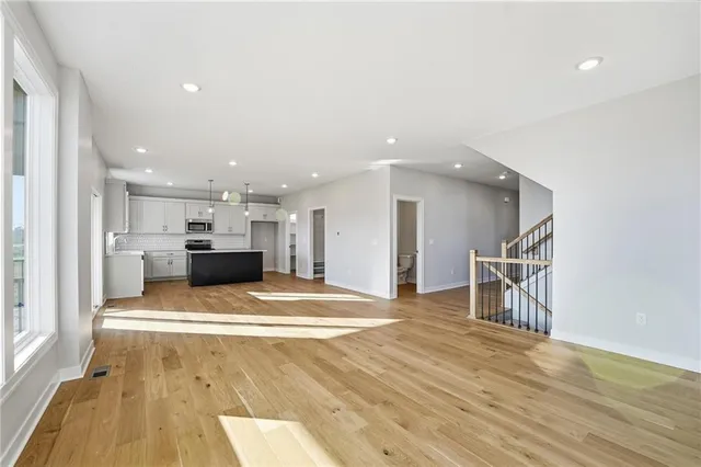 $525,000 | 1917 Southwest Hightown Drive, Lee's Summit, MO 64082