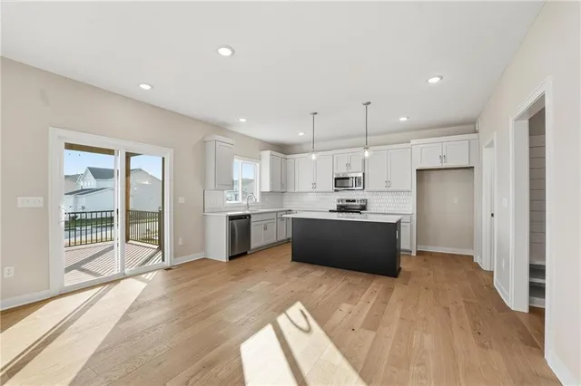 $525,000 | 1917 Southwest Hightown Drive, Lee's Summit, MO 64082