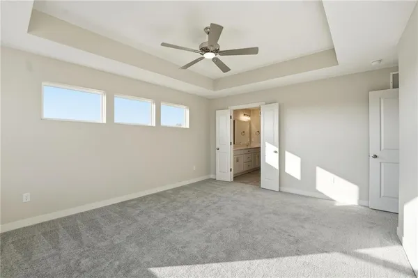 $544,950 | 1917 Southwest Hightown Drive, Lee's Summit, MO 64082