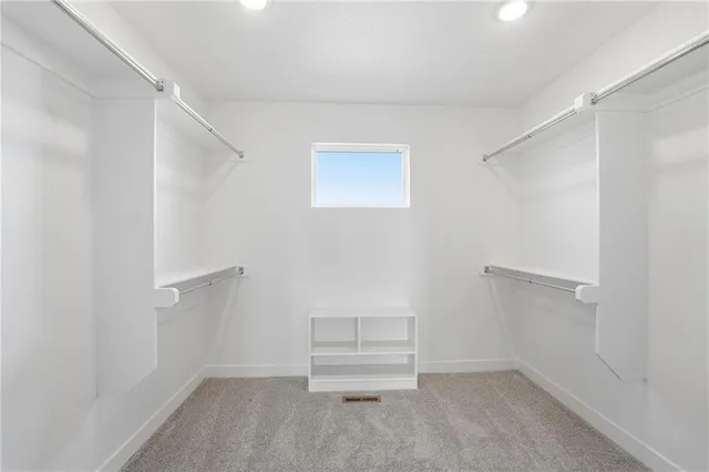 $525,000 | 1917 Southwest Hightown Drive, Lee's Summit, MO 64082