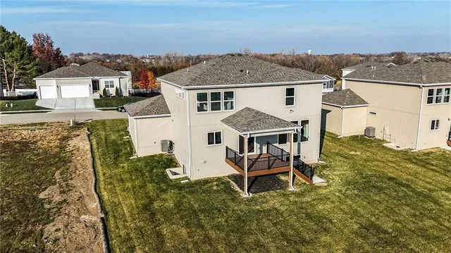 $525,000 | 1917 Southwest Hightown Drive, Lee's Summit, MO 64082