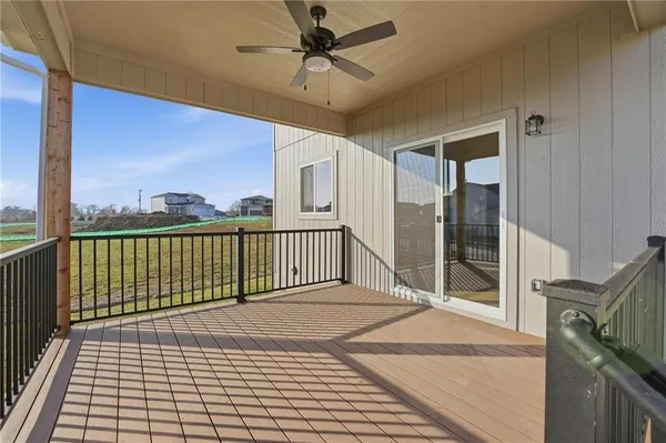 $544,950 | 1917 Southwest Hightown Drive, Lee's Summit, MO 64082