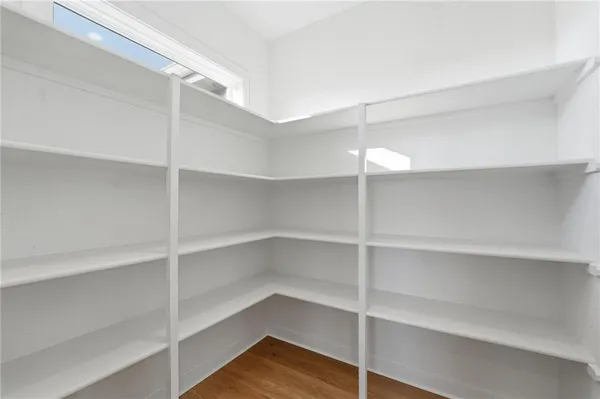 $544,950 | 1917 Southwest Hightown Drive, Lee's Summit, MO 64082