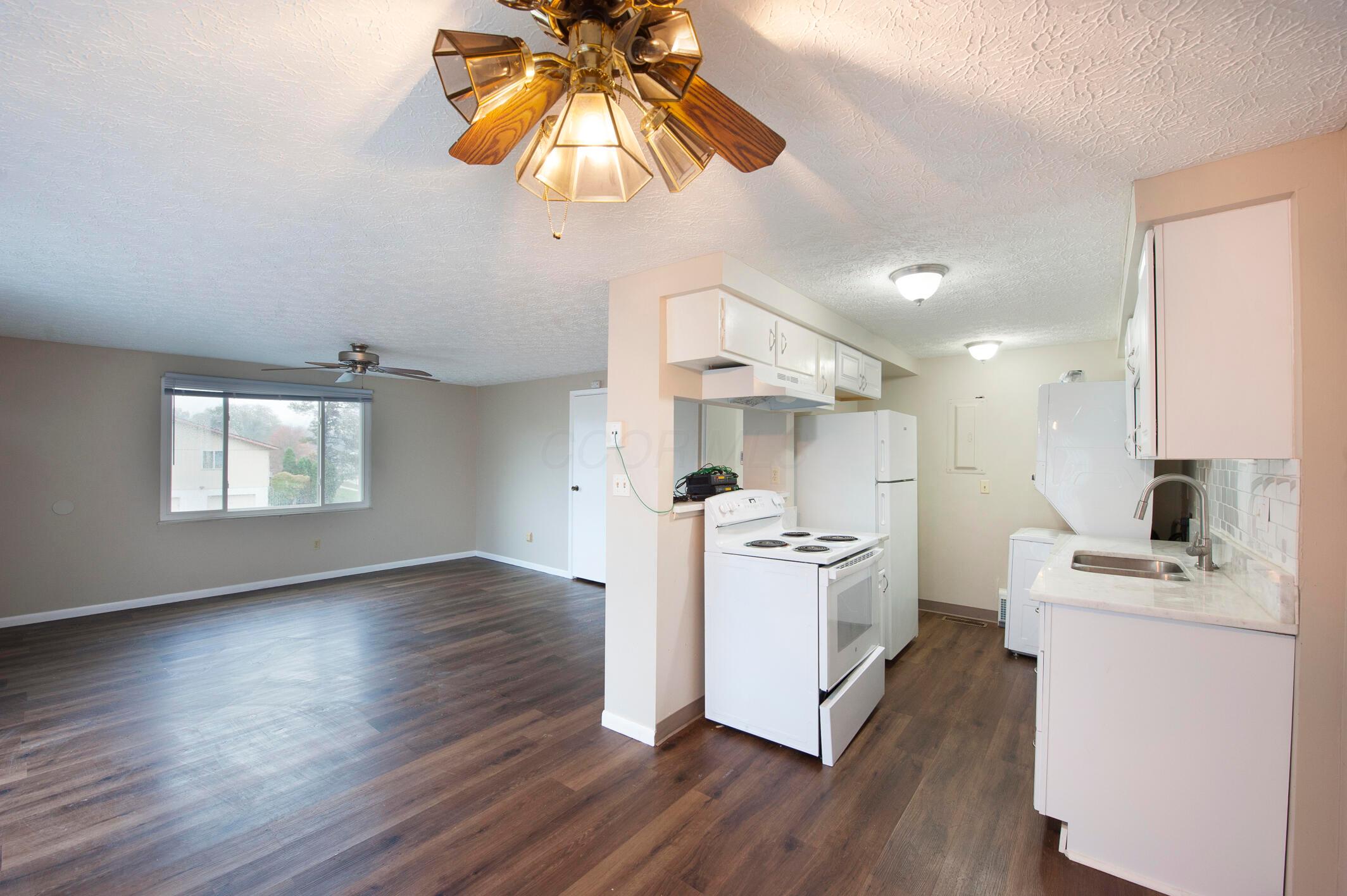646 Cherry Ridge Road, Unit A Columbus, OH 43228 - Photo 1 of 18 DSC_2595
