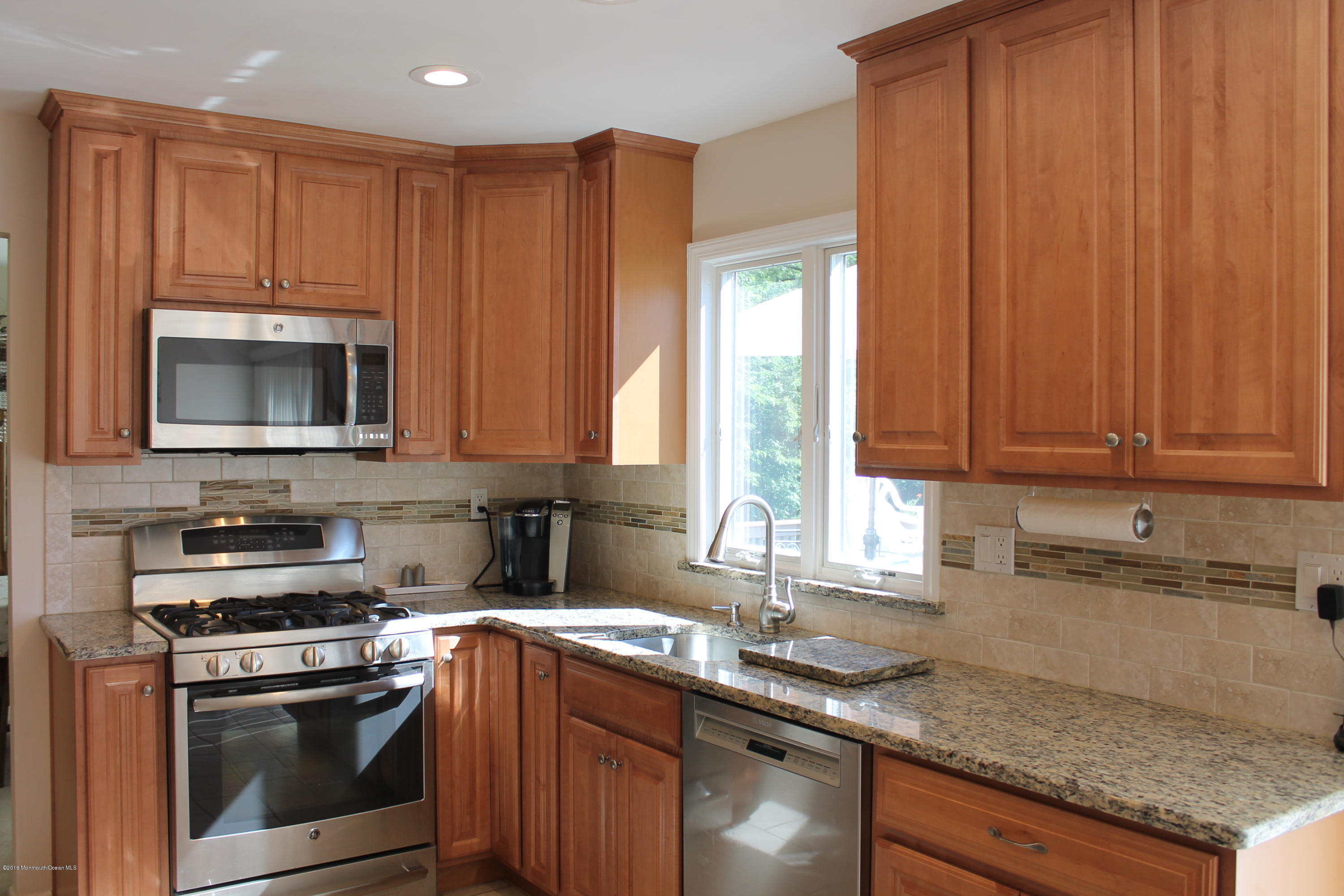 266 Kings Mountain Road Freehold, NJ 07728 - Photo 13 of 37 IMG_1128
