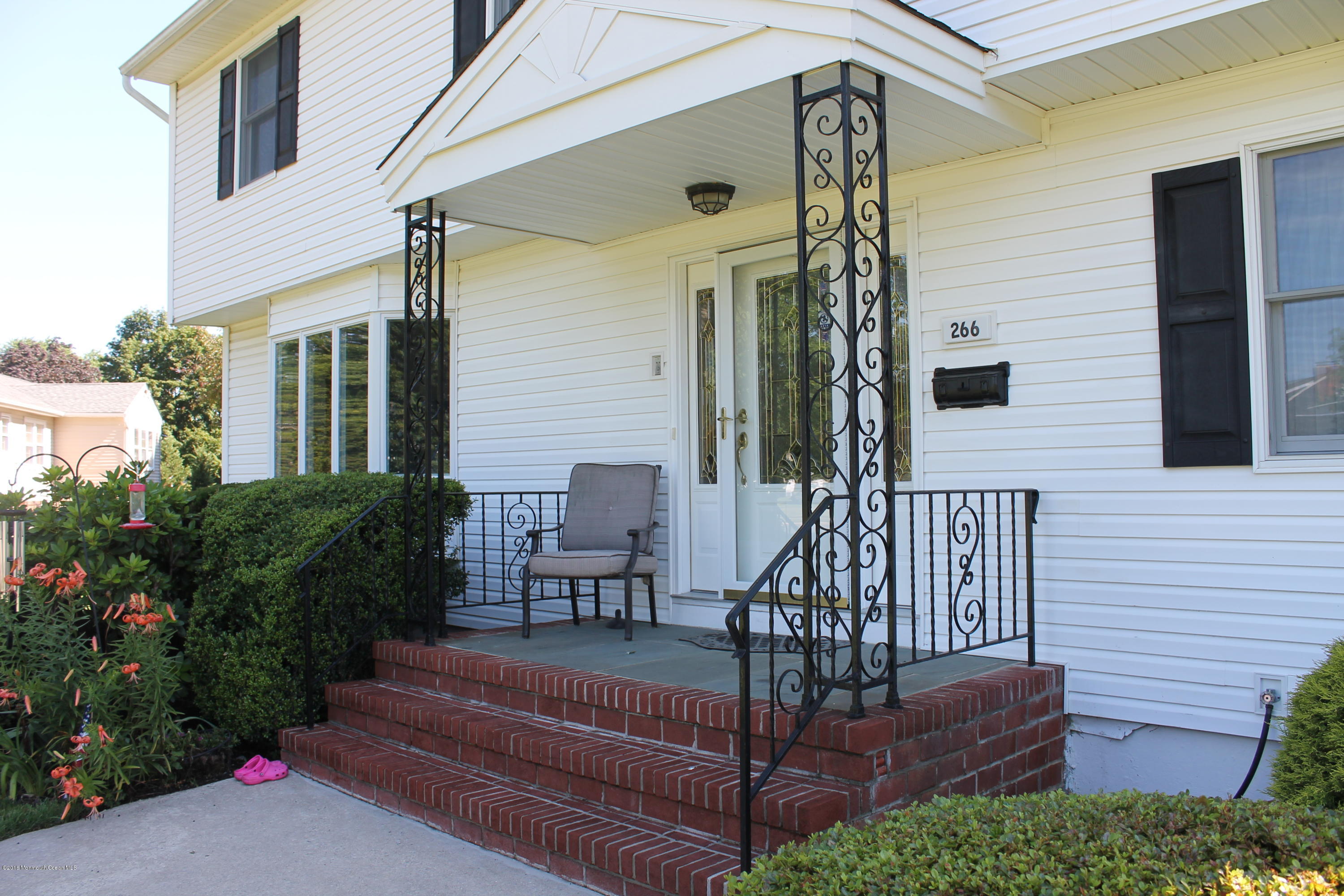 266 Kings Mountain Road Freehold, NJ 07728 - Photo 5 of 37 IMG_1173