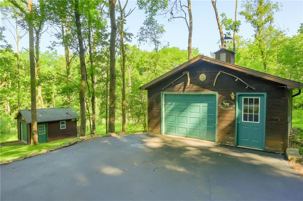 140 Chambers Road Boyers, PA 16020 - Photo 5 of 25