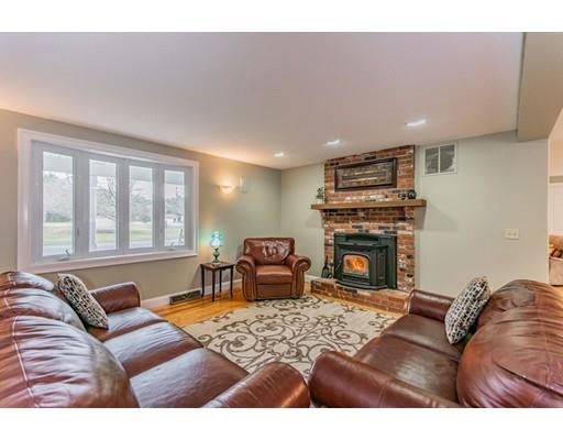 265 Hillside Road Westfield, MA 01085 - Photo 10 of 30 Gallery Image 10