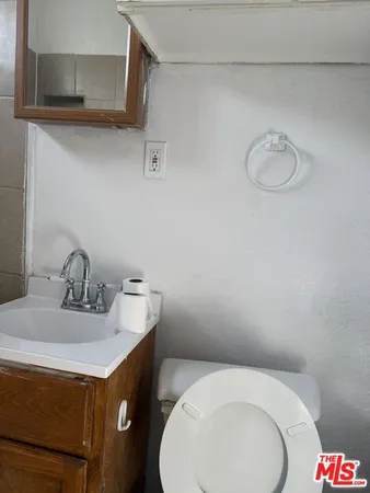 $2,600 | 5042 Ferndale Street, Los Angeles, CA 90016