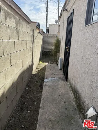 $2,600 | 5042 Ferndale Street, Los Angeles, CA 90016