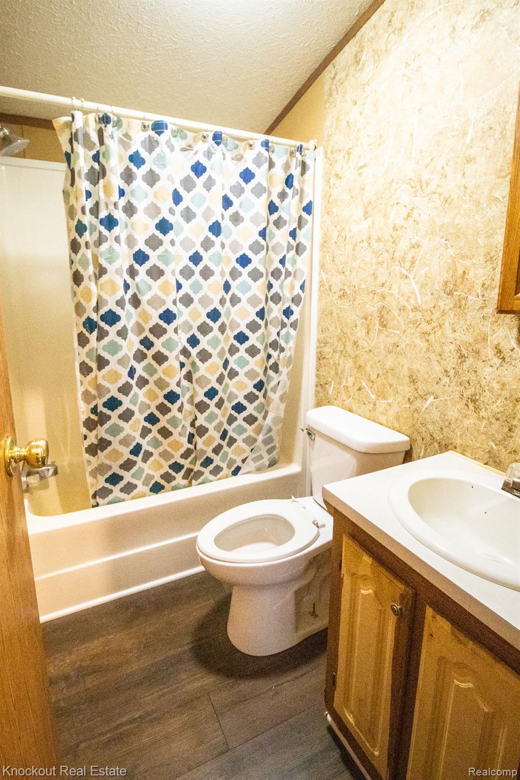 10040 North Nichols Road Montrose, MI 48457 - Photo 16 of 36 Gallery Image 16