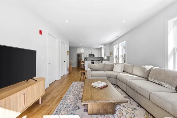 $625,000 | 1000 Washington Street, Unit 205, Dedham, MA 02026