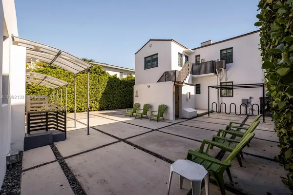 $1,990 | 7910 Byron Avenue, Unit 3, Miami Beach, FL 33141