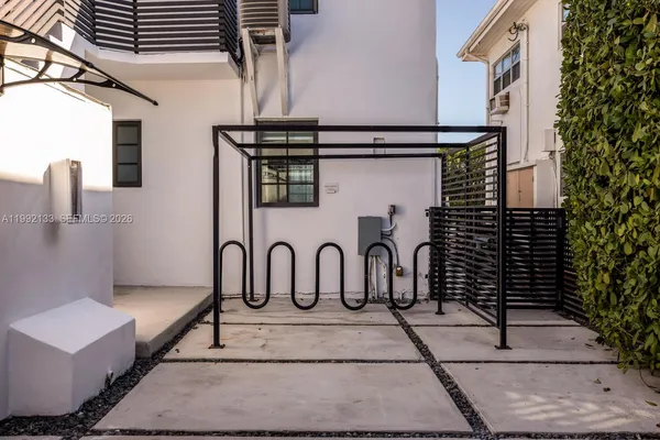 $1,990 | 7910 Byron Avenue, Unit 3, Miami Beach, FL 33141