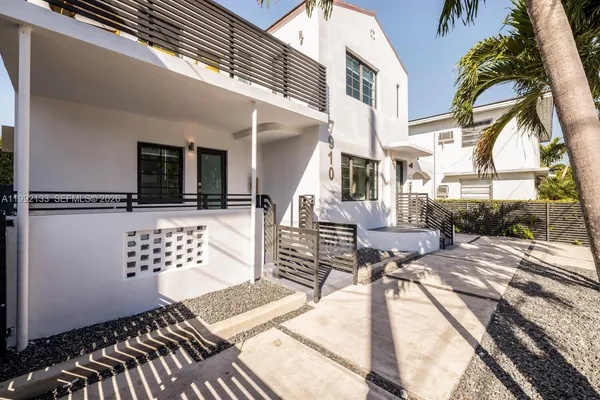 $1,990 | 7910 Byron Avenue, Unit 3, Miami Beach, FL 33141