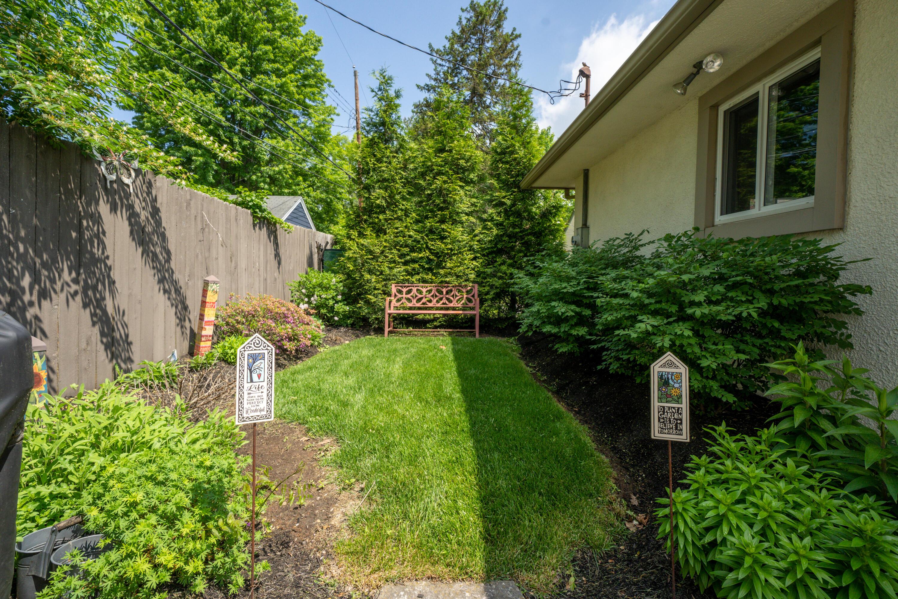 191 South Chesterfield Road Columbus, OH 43209 - Photo 7 of 64 DSC093888 (7 of 13)