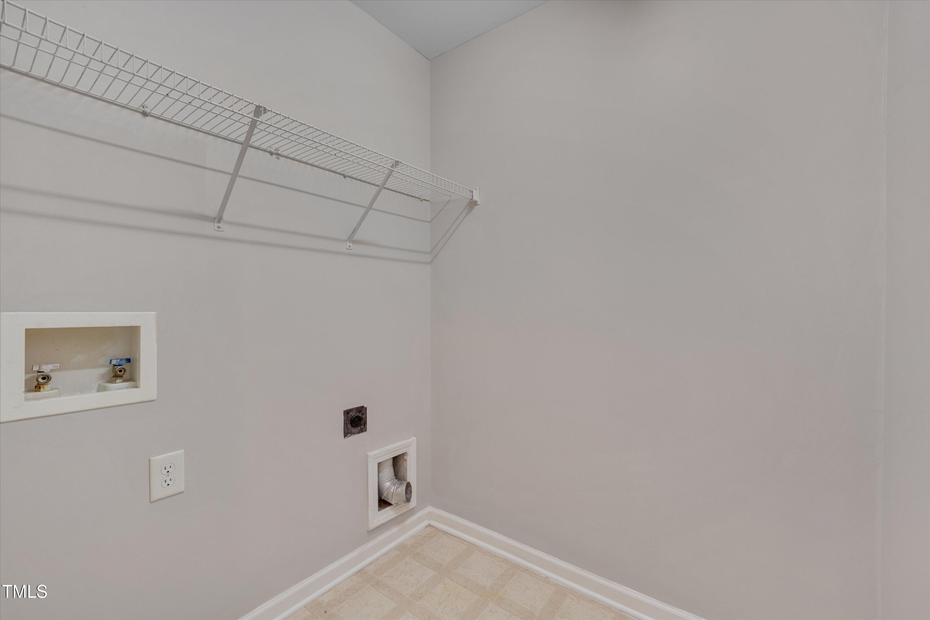 7704 Averette Field Drive Raleigh, NC 27616 - Photo 13 of 25 a view of small space