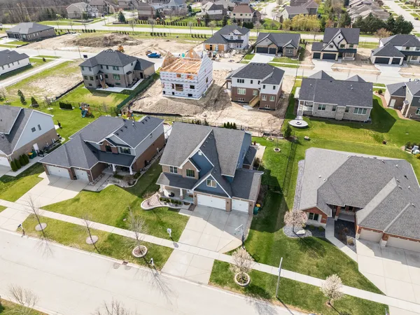 $857,900 | 1385 Overton Drive, Lemont, IL 60439