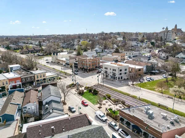 $857,900 | 1385 Overton Drive, Lemont, IL 60439