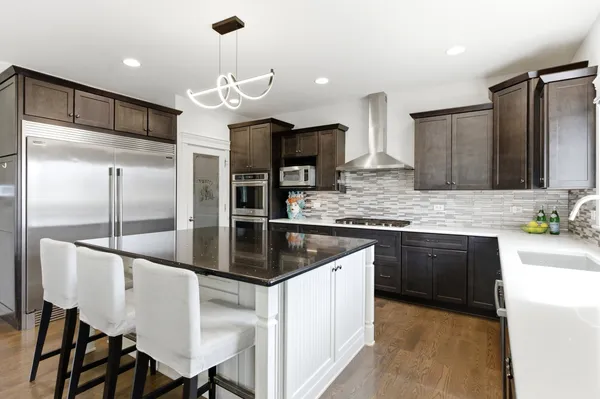 $857,900 | 1385 Overton Drive, Lemont, IL 60439