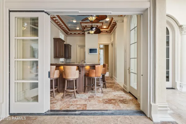 $2,950,000 | 103 Riverbriar Road, Lafayette, LA 70503