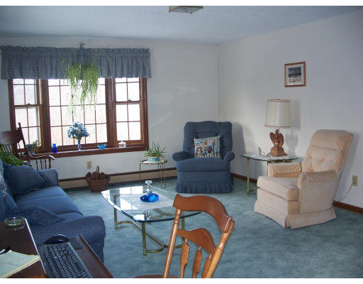 11 Seaview Road Gloucester, MA 01930 - Photo 2 of 6 Gallery Image 2