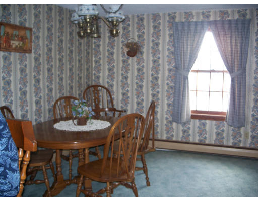 11 Seaview Road Gloucester, MA 01930 - Photo 5 of 6 Gallery Image 5