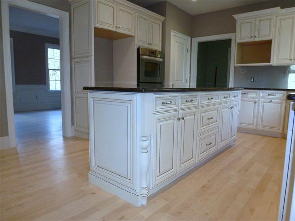 33 Union Street Hanover, MA 02339 - Photo 6 of 19 Gallery Image 6