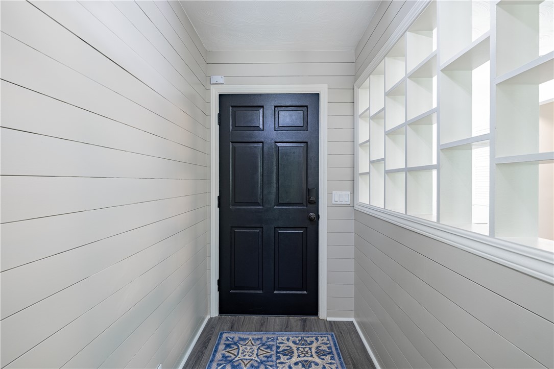224 Brookview Drive Irondequoit, NY 14617 - Photo 7 of 46 WHITE & BRIGHT FOYER WITH SHIPLAP WALL!