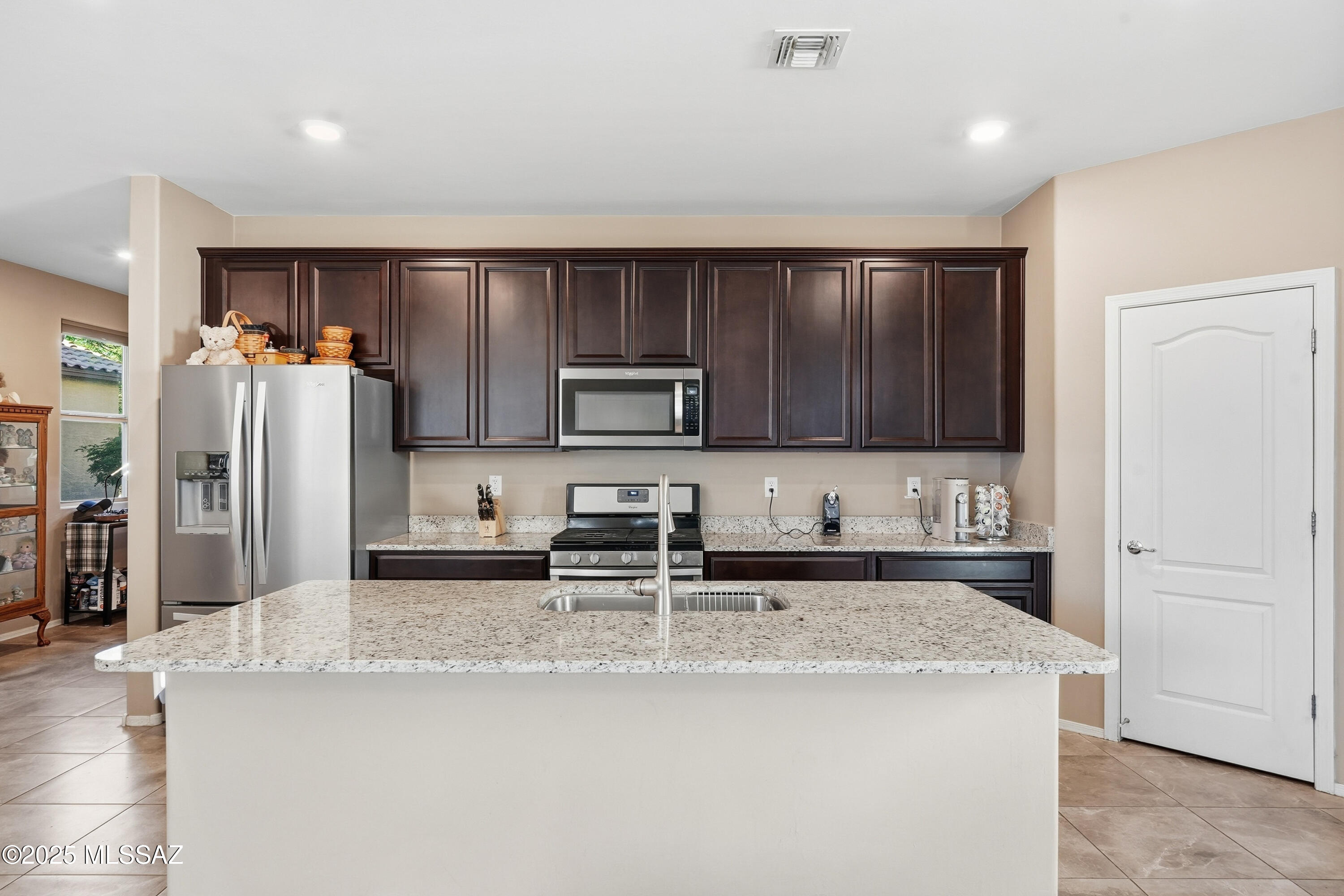 9593 South Trapper Ridge Drive Tucson, AZ 85747 - Photo 14 of 44