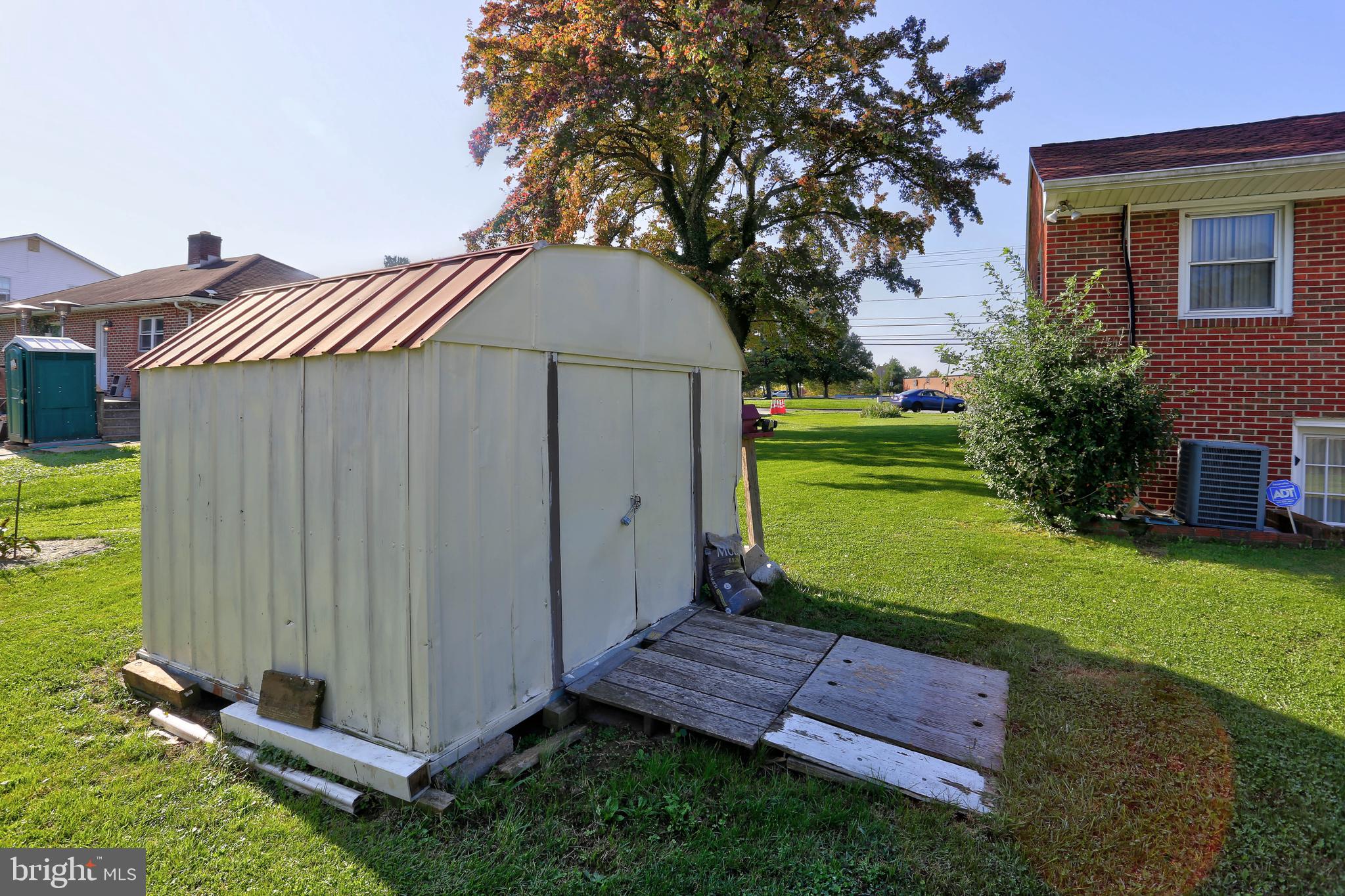 7040 Windsor Mill Road Gwynn Oak, MD 21207 - Photo 22 of 28