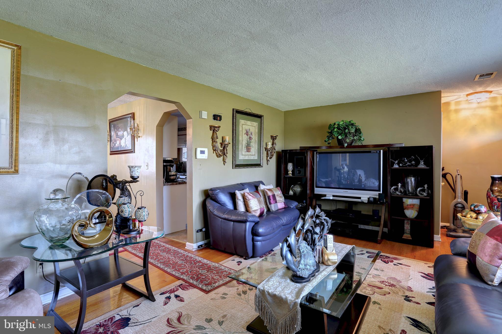 7040 Windsor Mill Road Gwynn Oak, MD 21207 - Photo 5 of 28