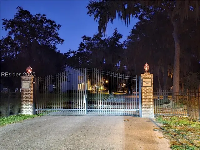$750,000 | 2 Wrights Point Circle, Beaufort, SC 29902