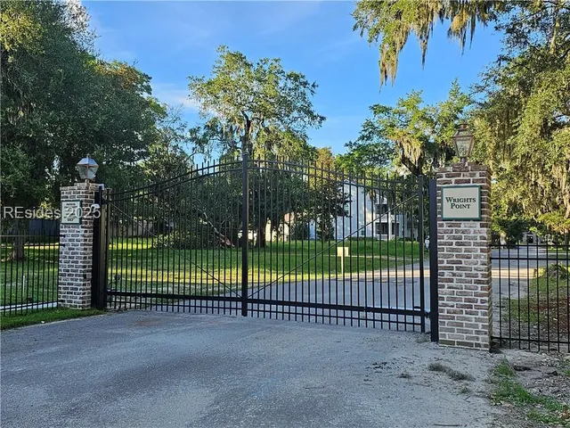 $750,000 | 2 Wrights Point Circle, Beaufort, SC 29902