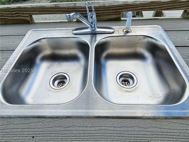 $750,000 | 2 Wrights Point Circle, Beaufort, SC 29902