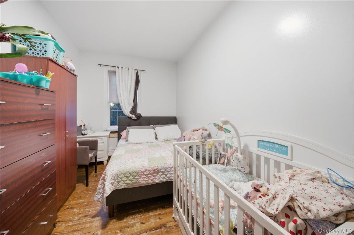 92 Elliott Avenue Yonkers, NY 10705 - Photo 25 of 38
