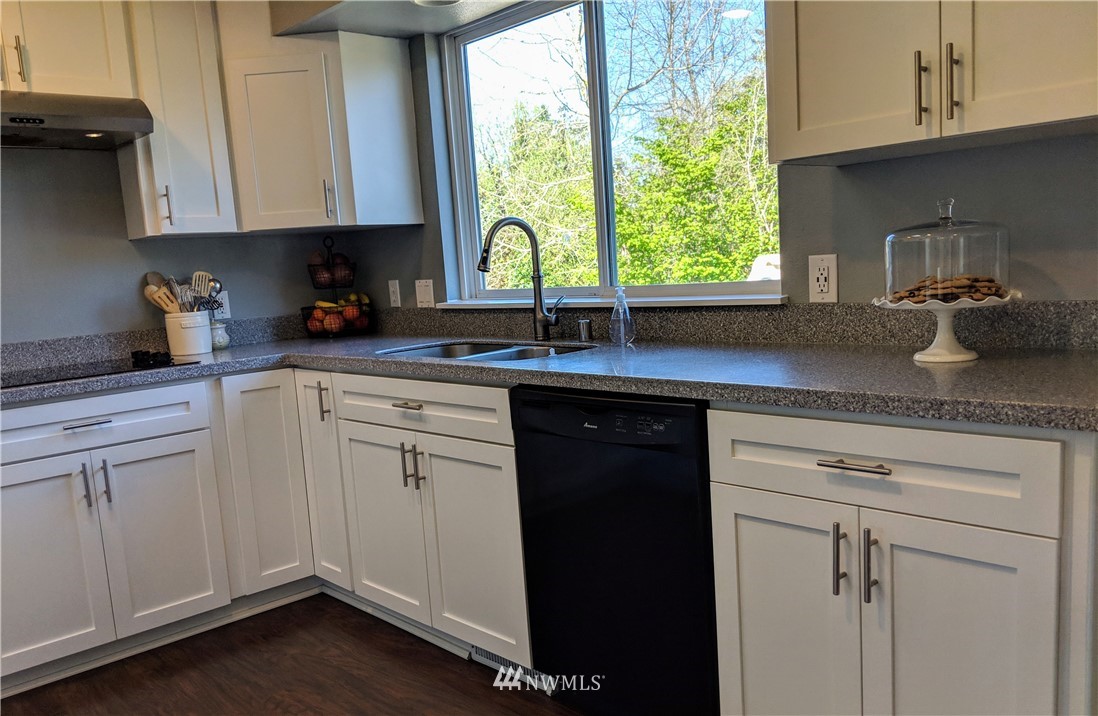 22503 1st Place West Bothell, WA 98021 - Photo 10 of 25