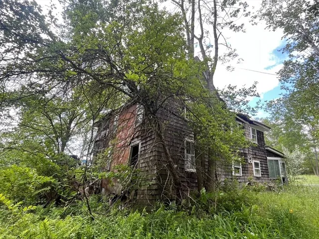 $54,000 | 477 Mohawk Trail, Florida, MA 01343