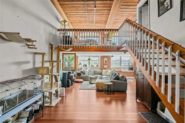 $2,300 | 1 Tupperware Drive, Unit 112, North Smithfield, RI 02896